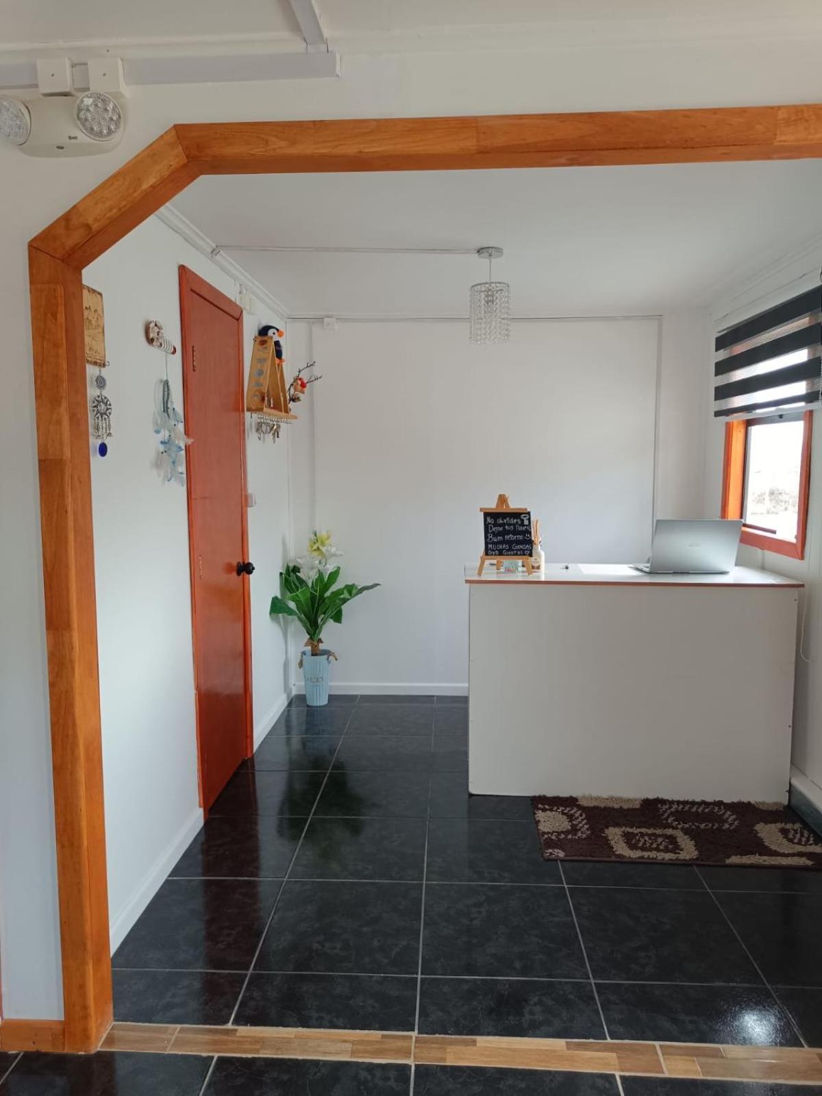 Hostal B&B Coastal Natales Puerto Natales Exteriér fotografie
